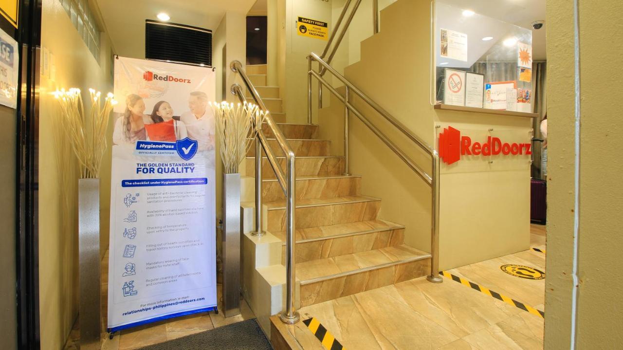 Reddoorz At Hotel Rosemarie Pasay Exterior foto
