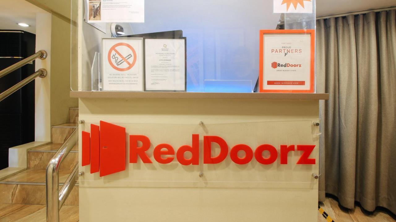 Reddoorz At Hotel Rosemarie Pasay Exterior foto
